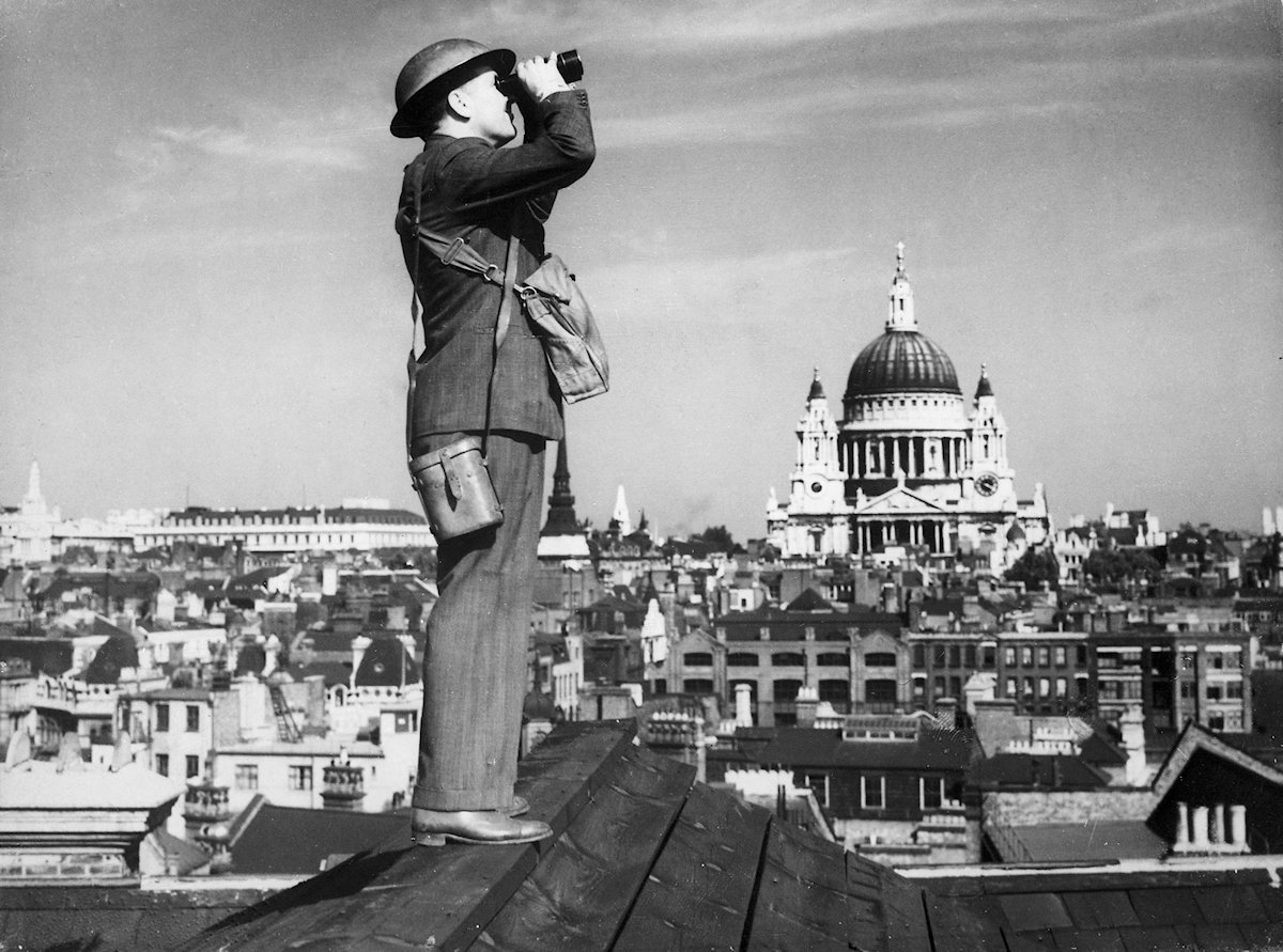 An Observer Corps spotter scans the skies of London. - wikipedia