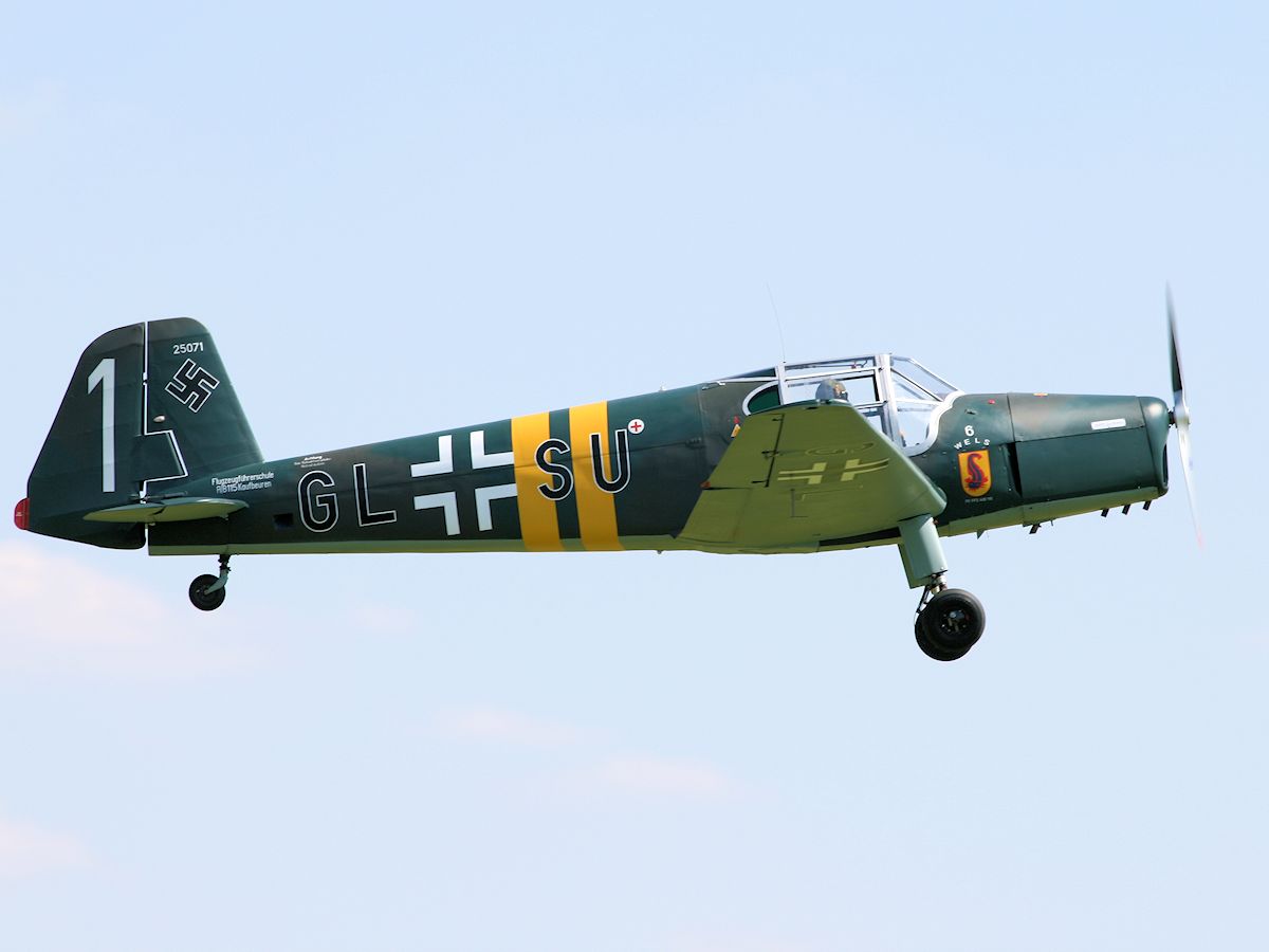 Bucker Bu 181 'Bestmann', Old Warden 2009 - pic by Nigel Key