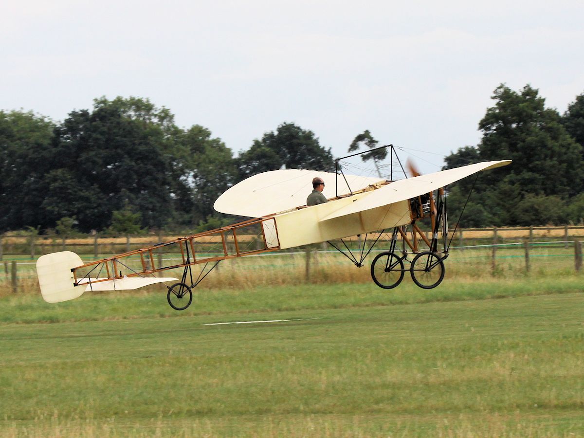 Bleriot XI, Old Warden 2010 - pic by Nigel Key